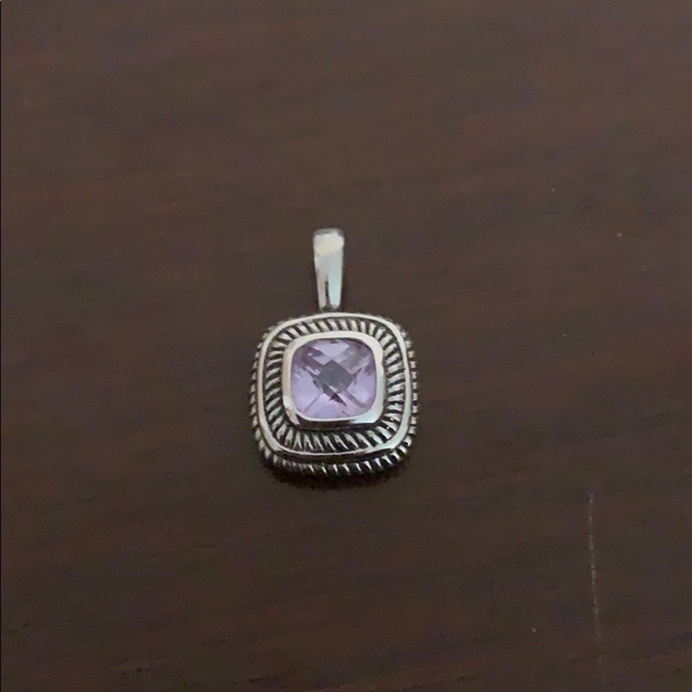 Necklace pendant